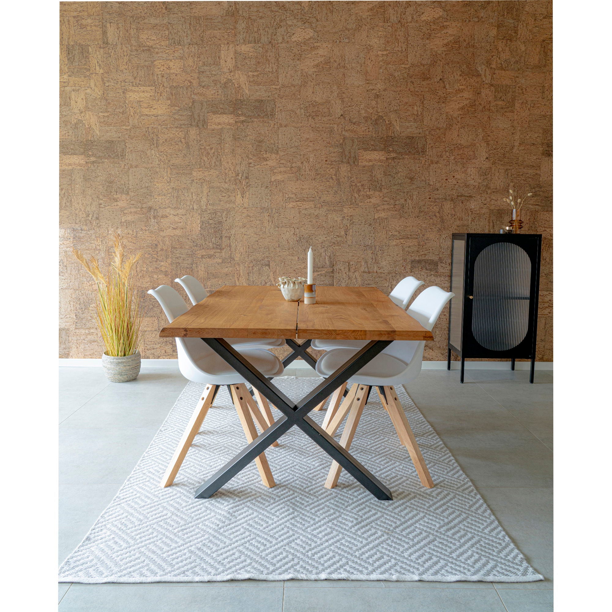 Bergen matstol, vit med naturben