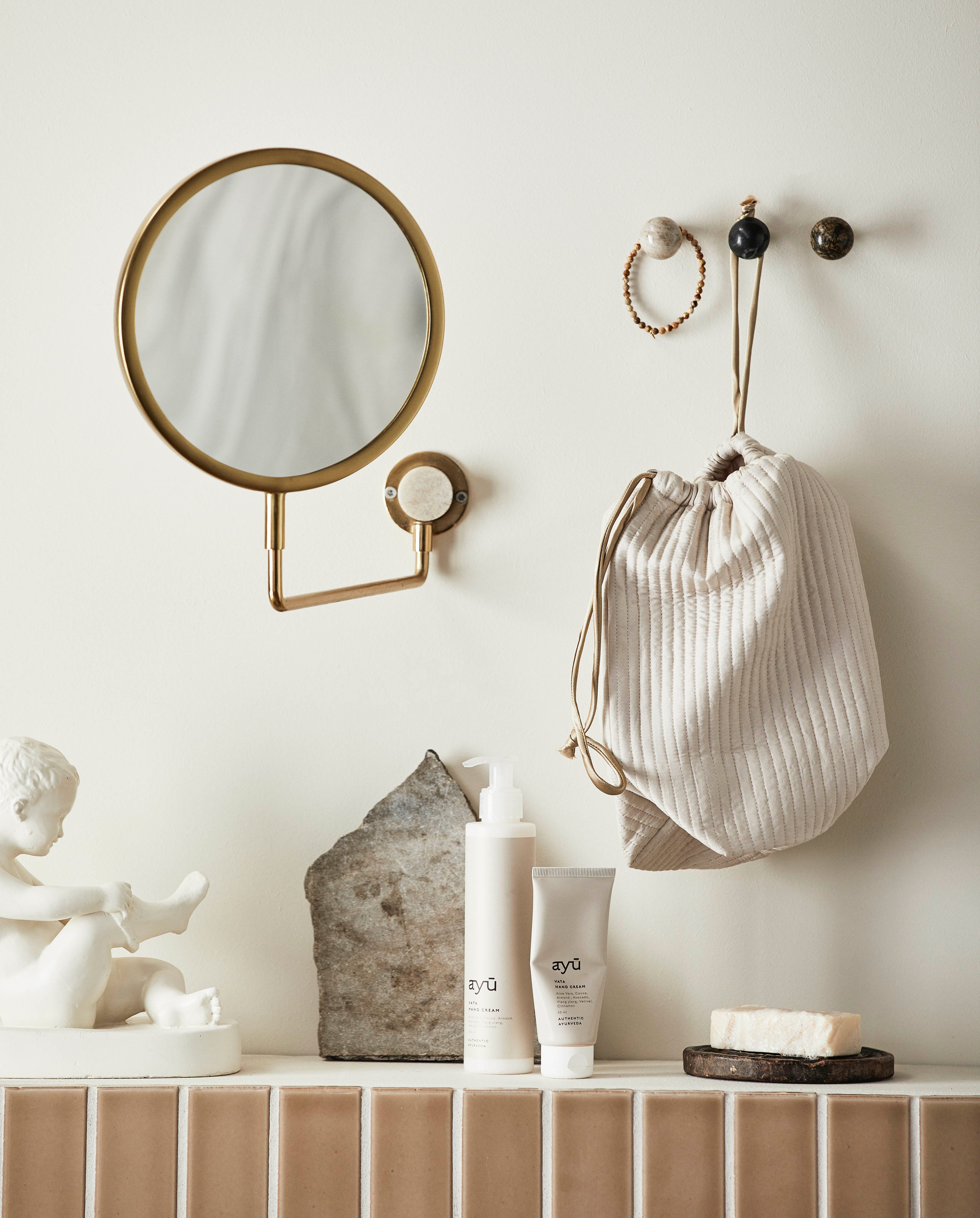 Tesia Wall Mirror - Golden Finish, Nordal, speglar