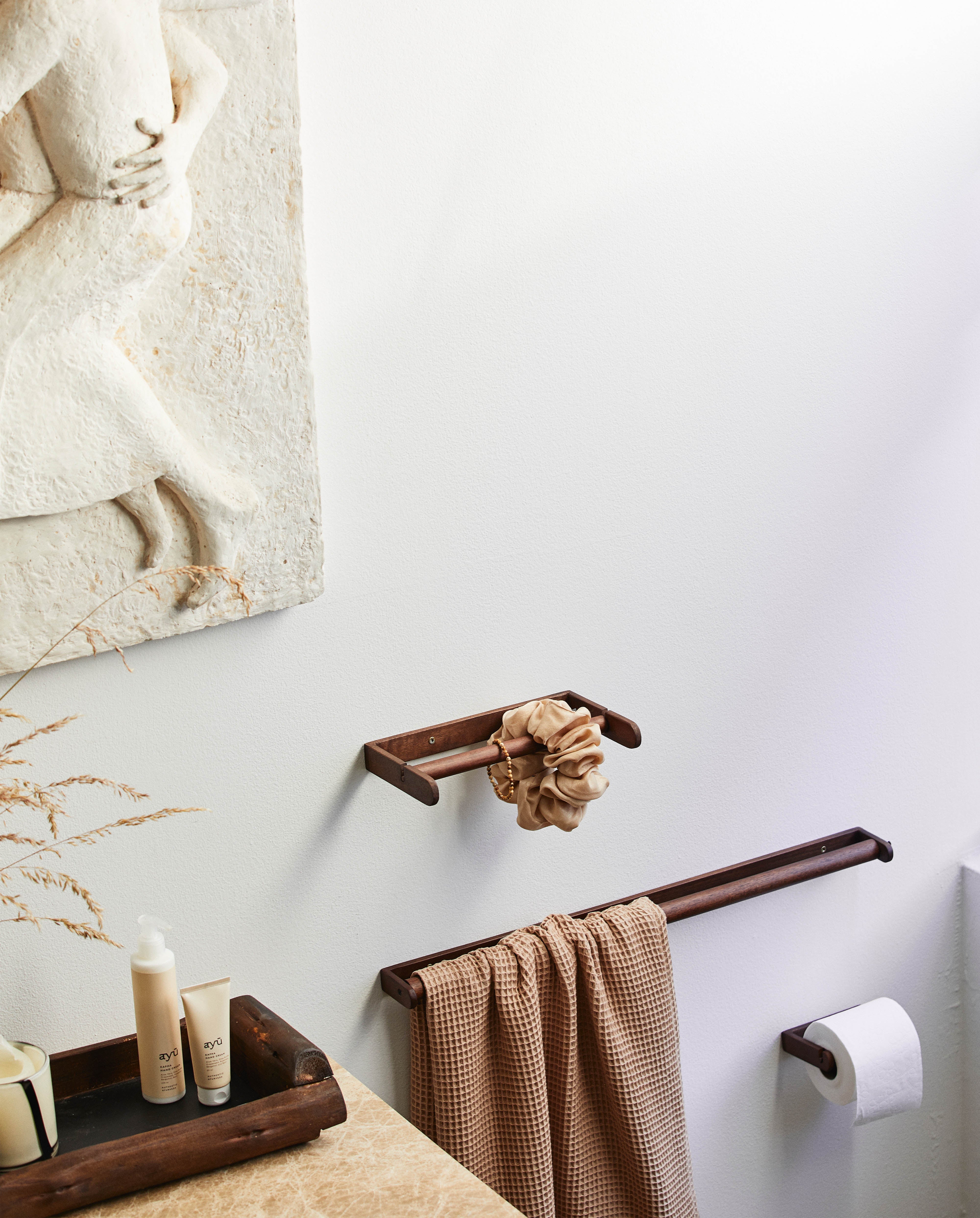 Condo Wooden Dish - Dark Brown, Recycled, Nordal, servering och upplägg