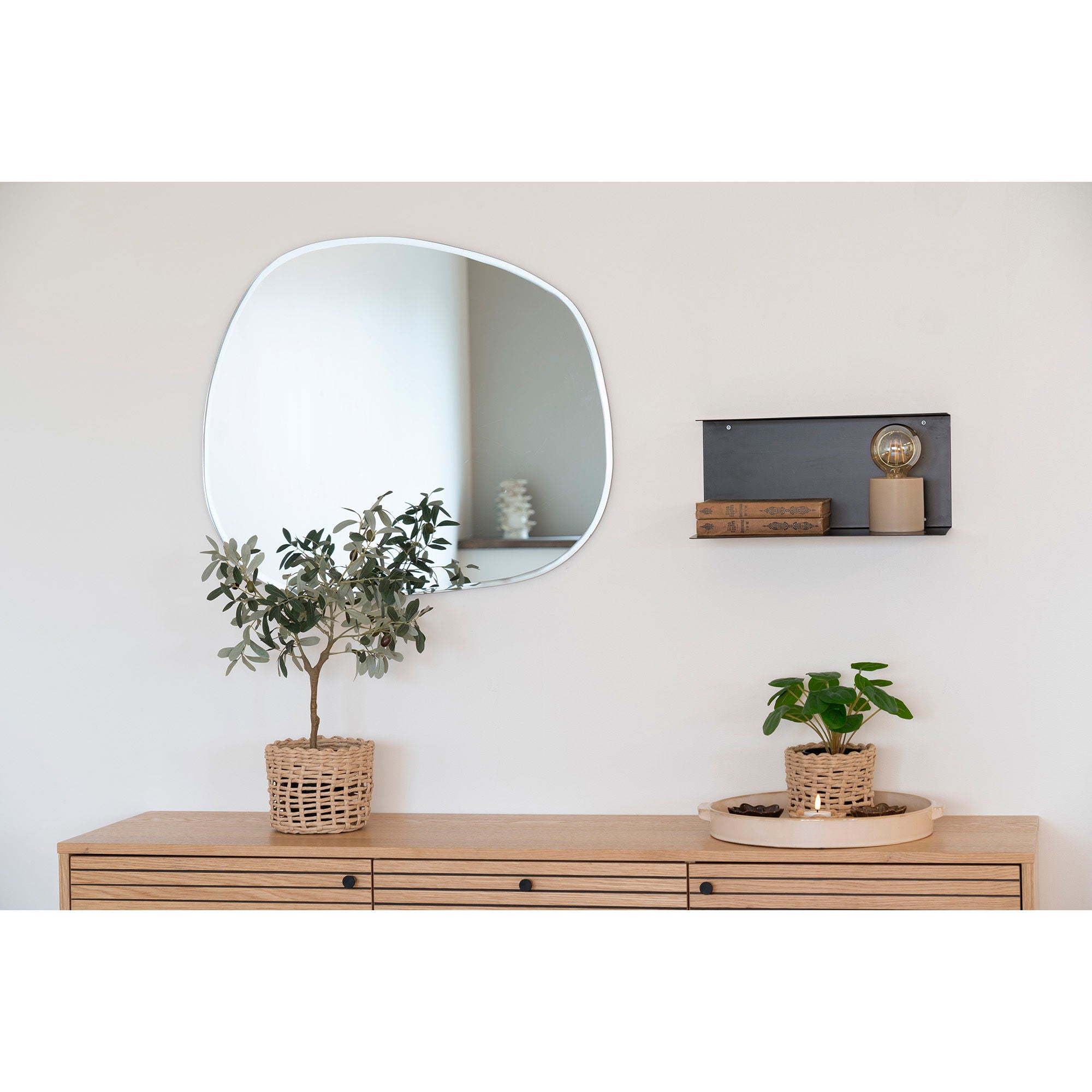 LILLE Vägghylla, svart stål