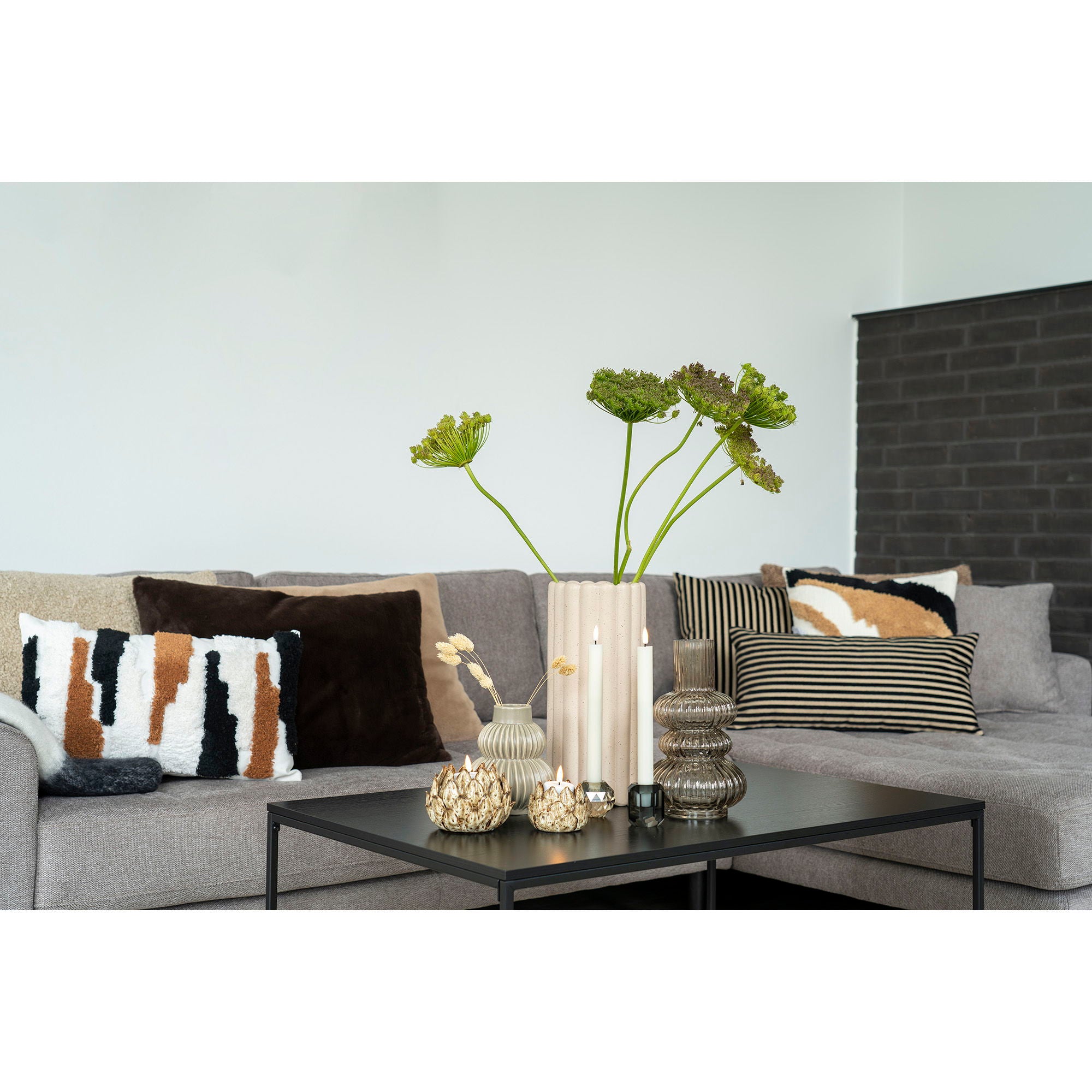 VASE Vas, rökfärgat munblåst glas