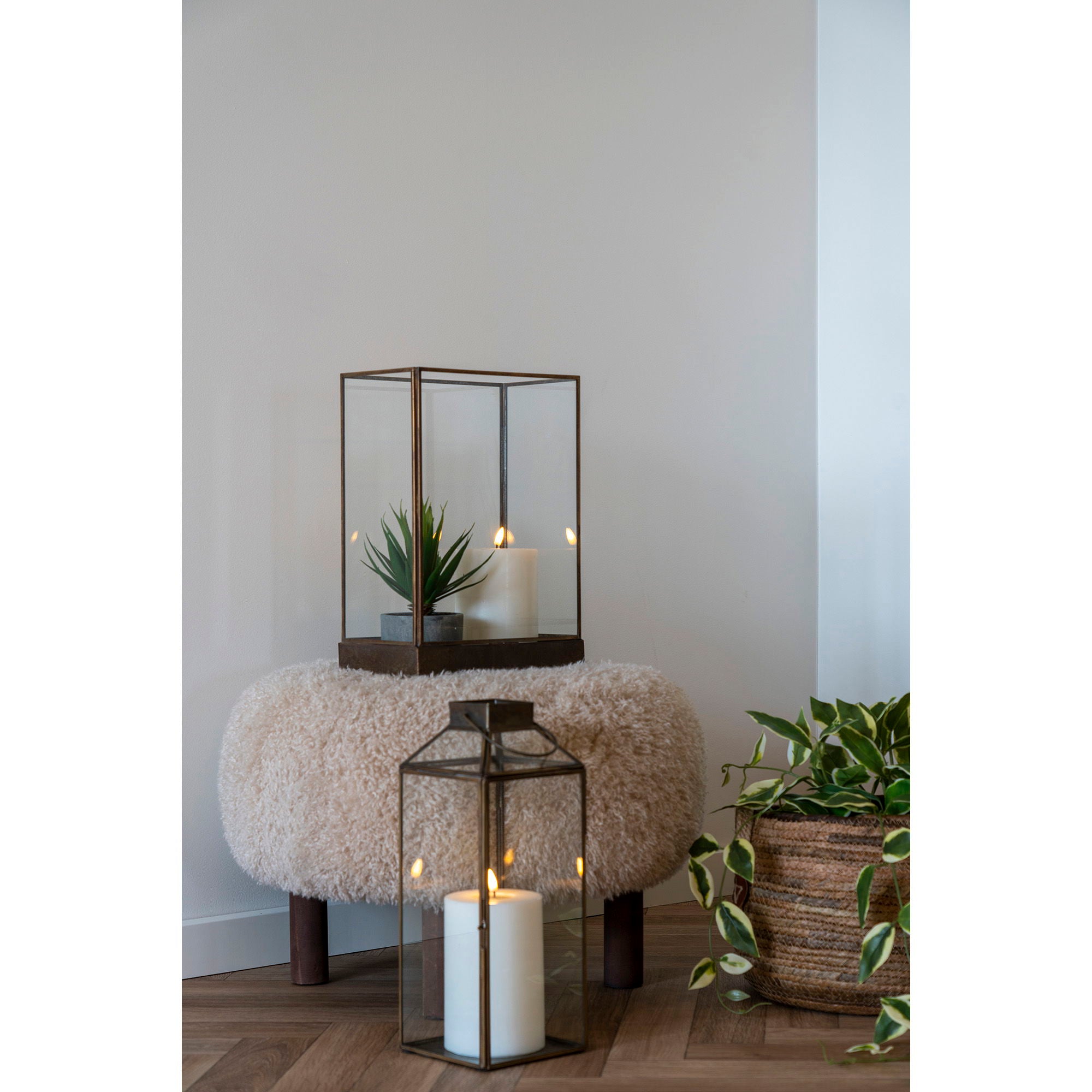 Manali lykta, antikmässing