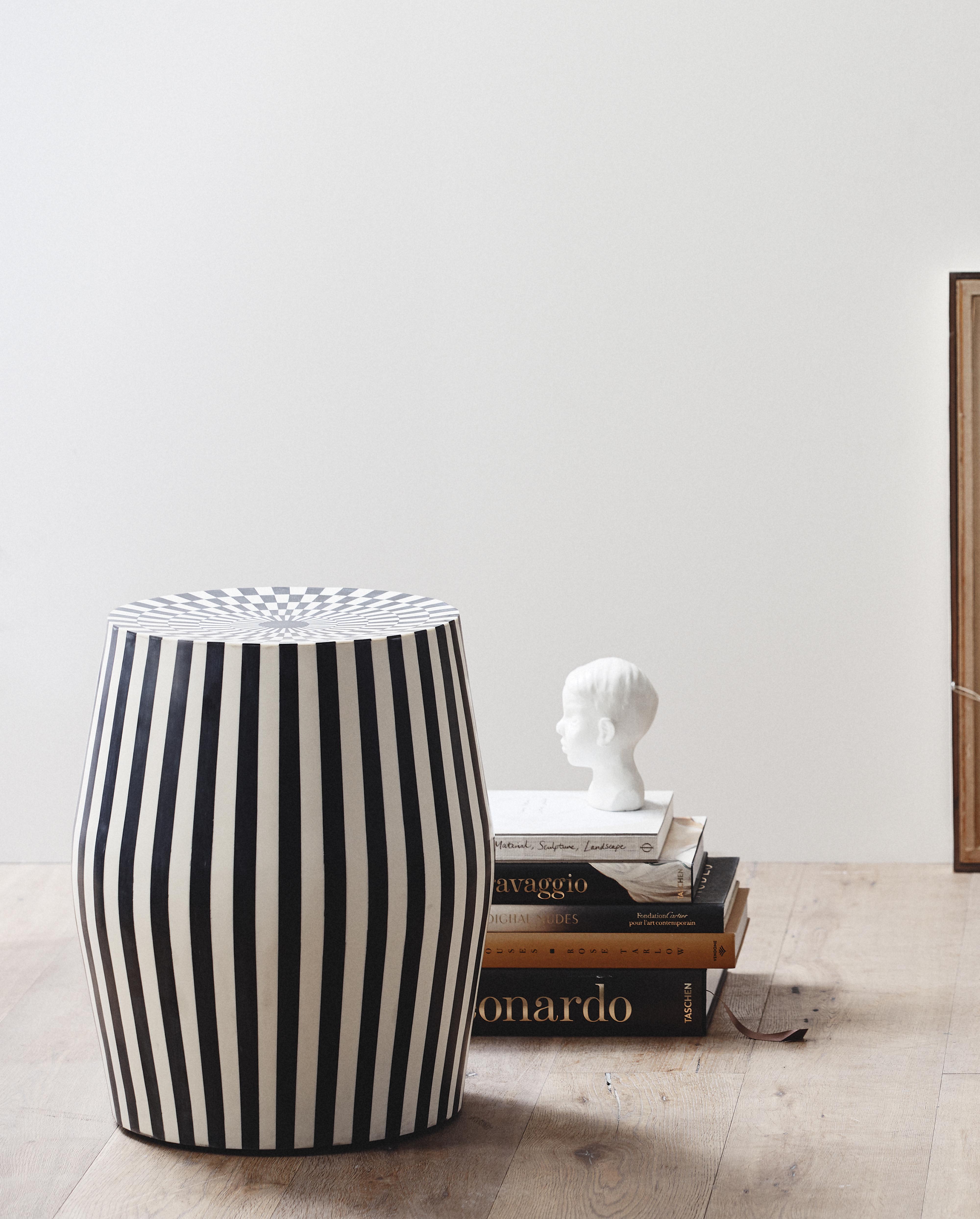 Taura Side Table/stool - Black/ivory, Nordal, bänkar & pallar