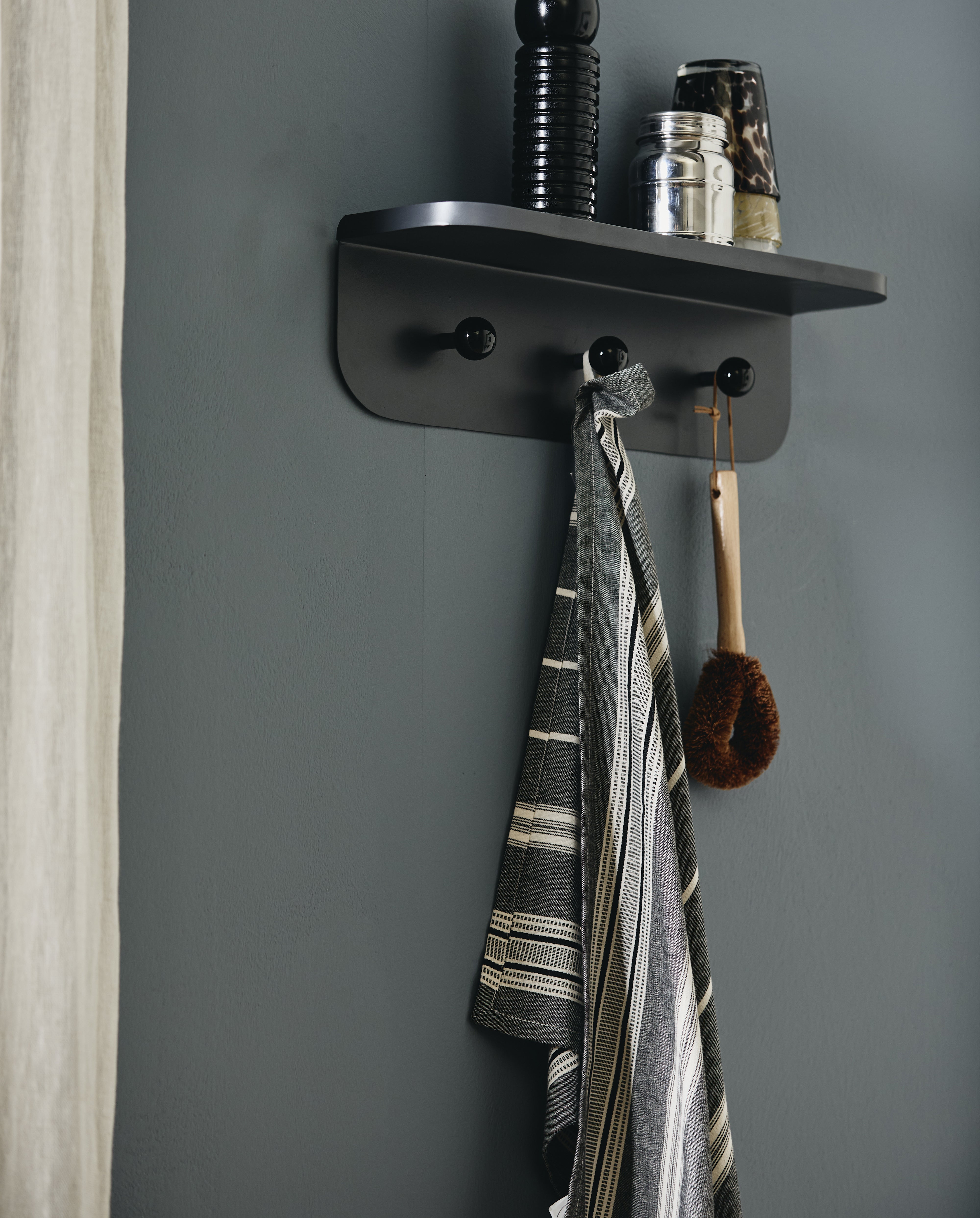 Orion Tea Towel, Off White/black Stripes, Nordal, sovrums textilier