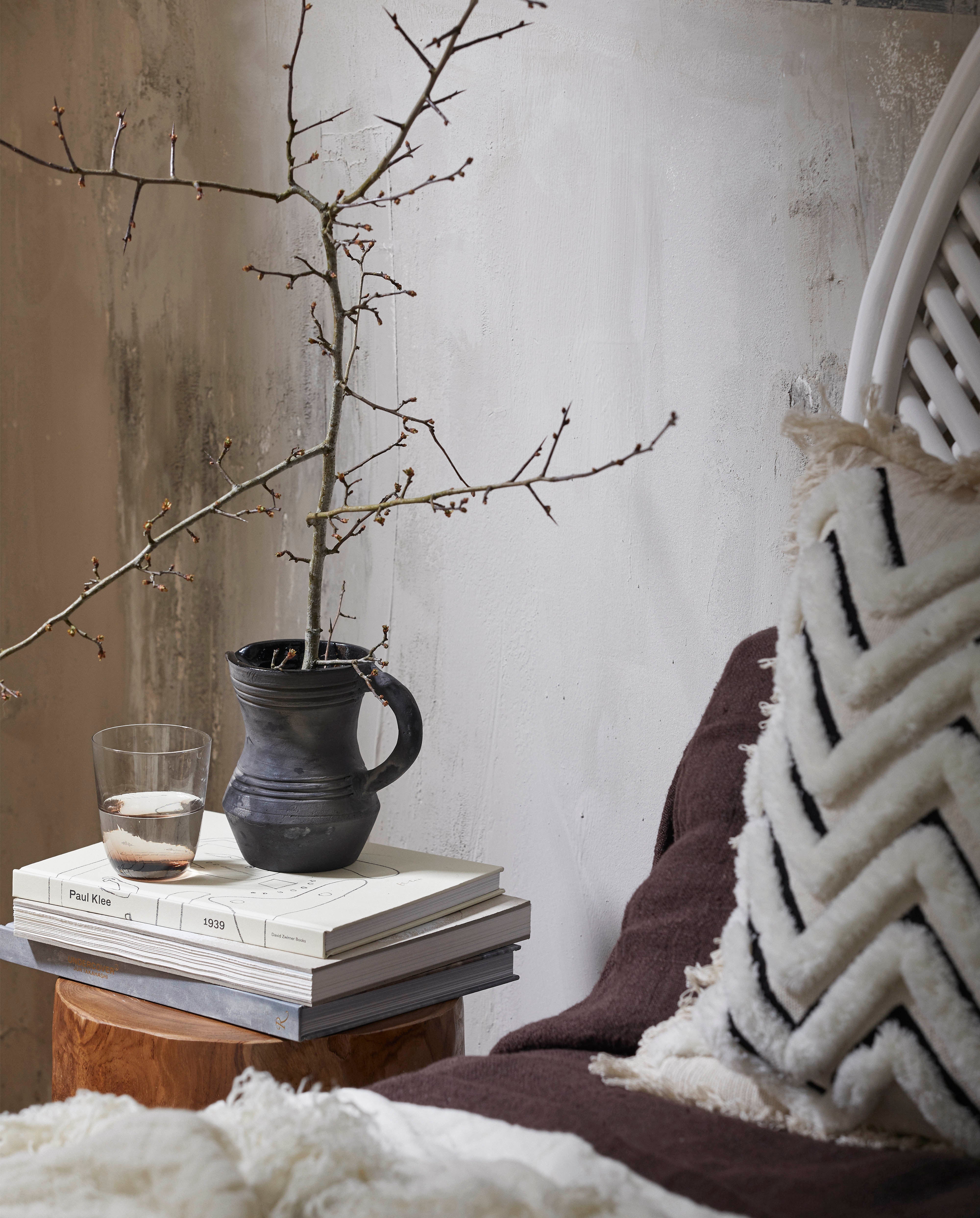 Juniper Jug W. Handle, Terracotta - Black, Nordal, kannor och karaff