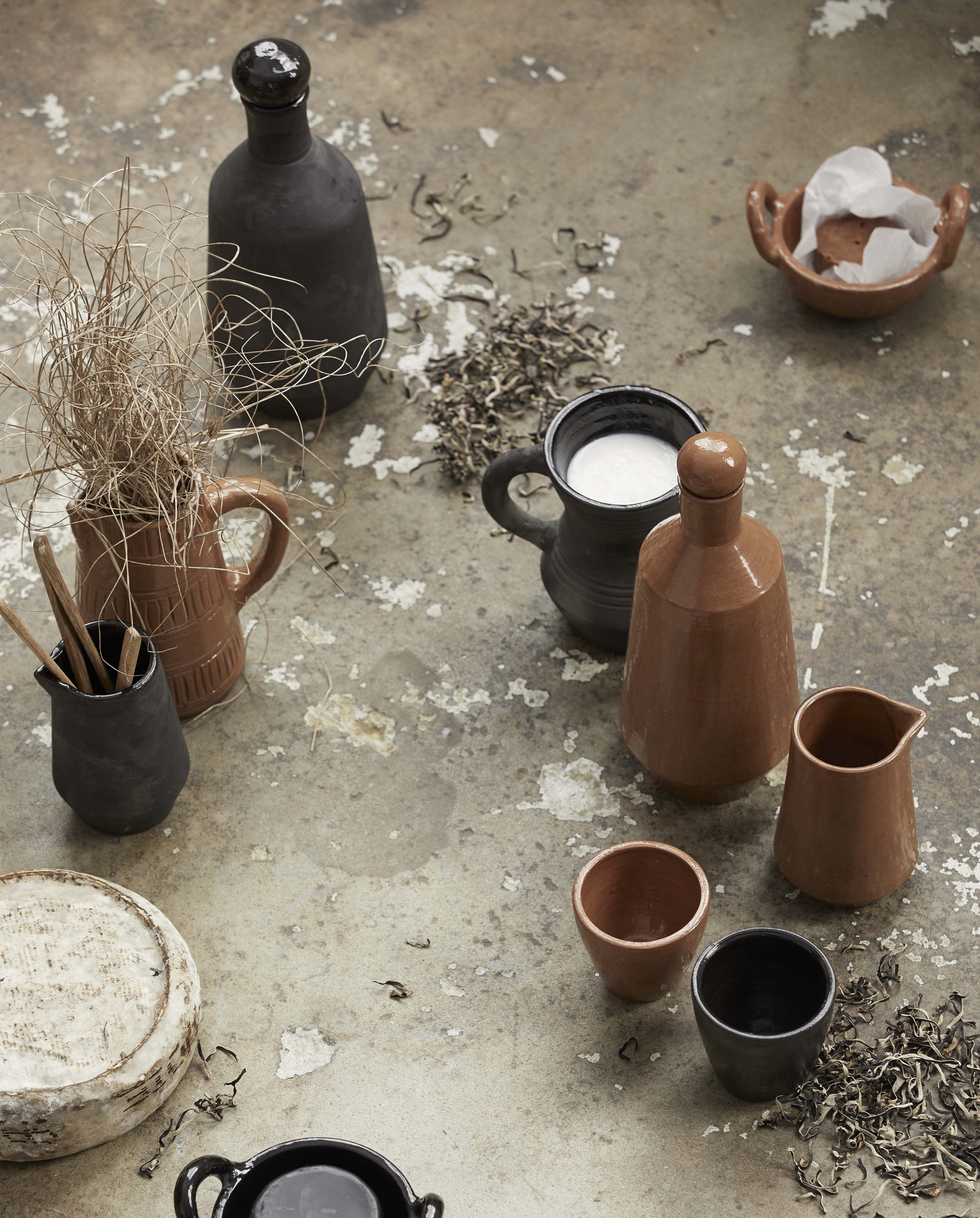Juniper Cup, Terracotta - Black, Nordal, koppar och muggar