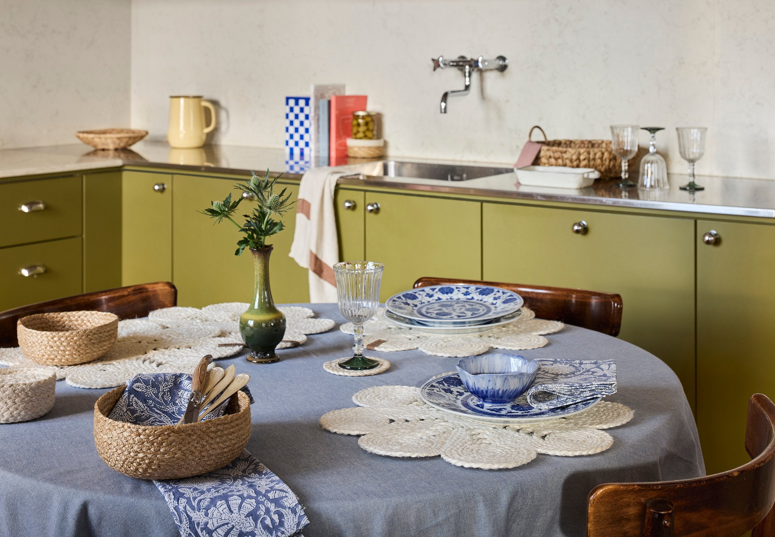 Placemat Elin Anemone White D40cm, Dixie, bordstabletter