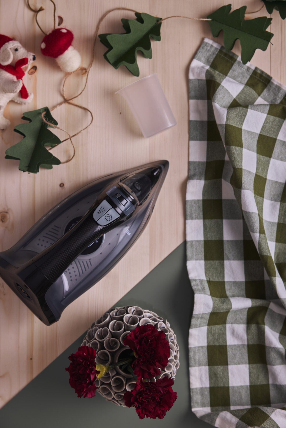 Trådlöst Strykjärn från Strandby, House of Regalo, elektronik-teknik