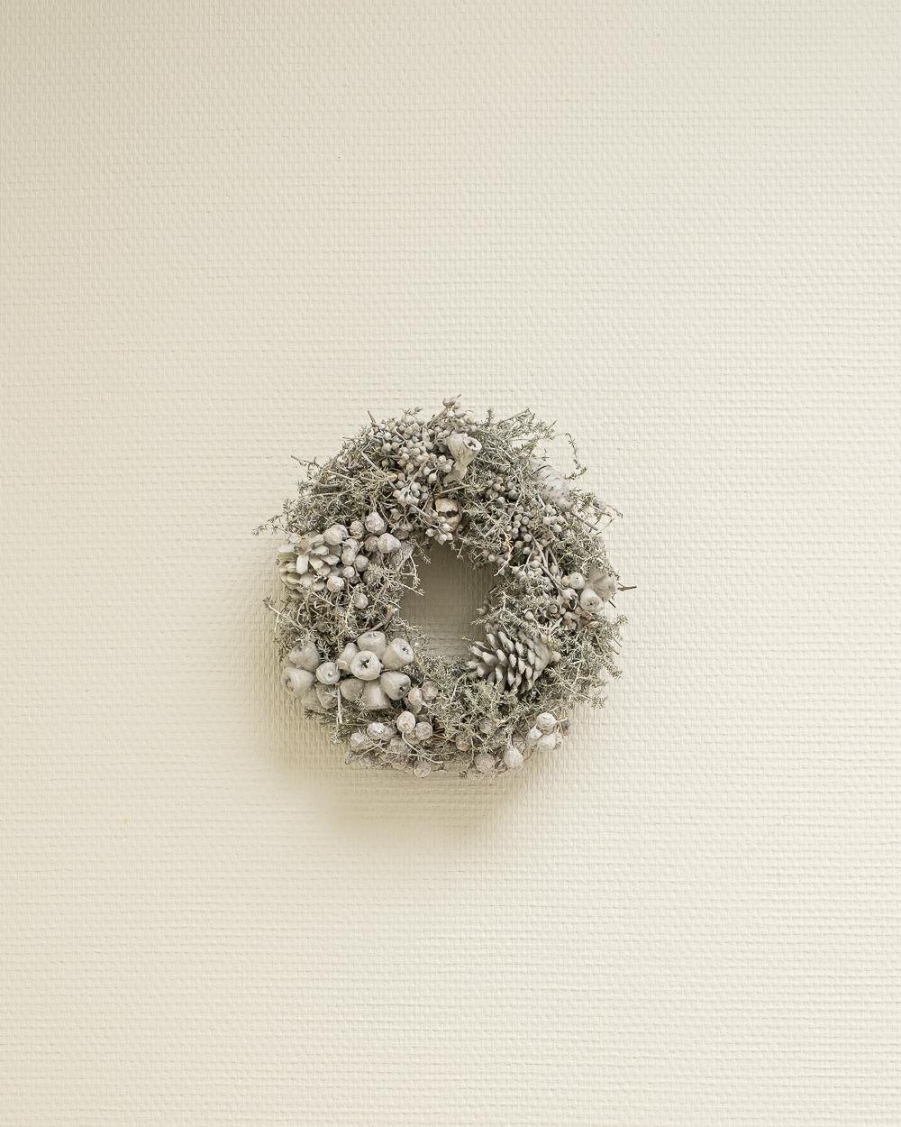 Mix Fruit Krans – Vit – Torkade Blommor, Flora Grossist, torkade-blommor