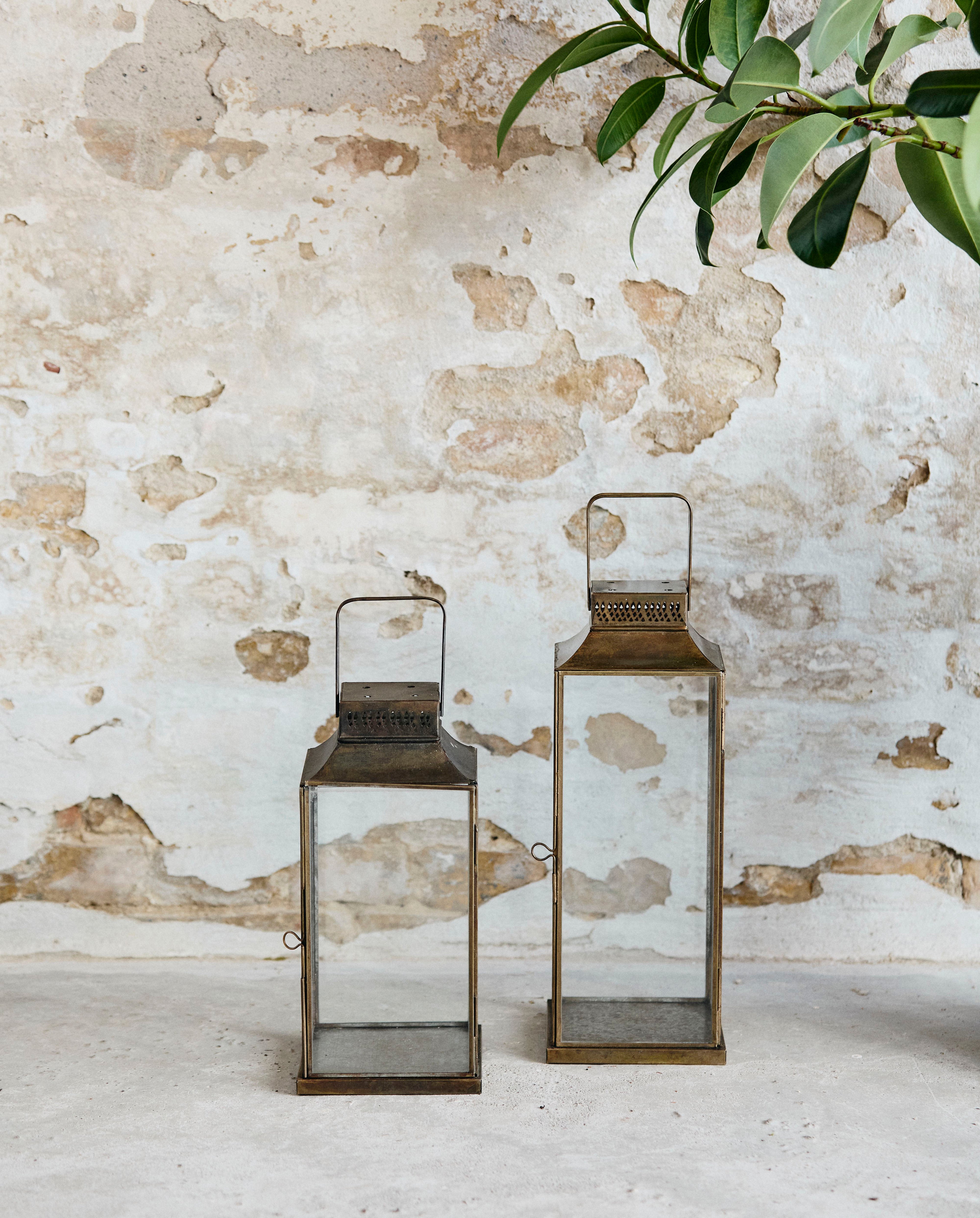 Antique Lantern, Square W/top, L - Golden Finish, Nordal, ljus & ljuslyktor