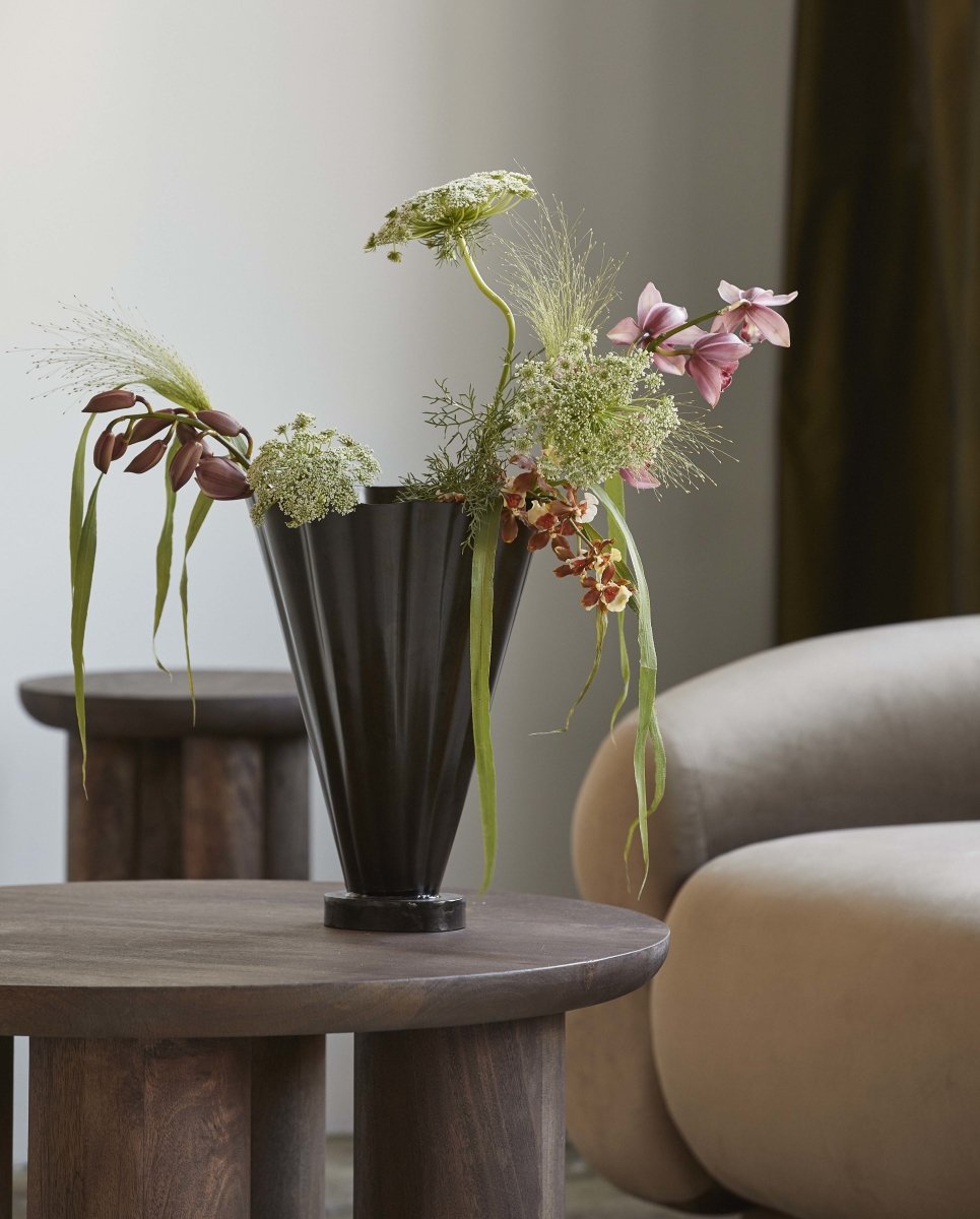 Coll Vase, Antique Finish - Brown, Nordal, vaser & skålar