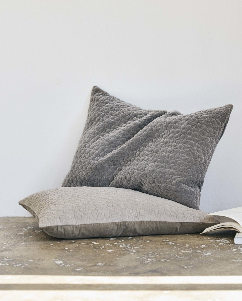 Mizar Cushion Cover, Pistach/grey Velvet, Nordal, sovrums textilier