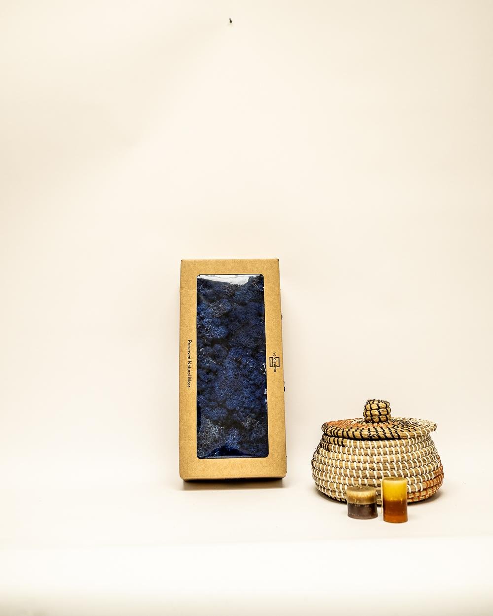 Reindeer Mossa Mörkblå – Konserverade Mossa, Flora Grossist, konserverade-blommor