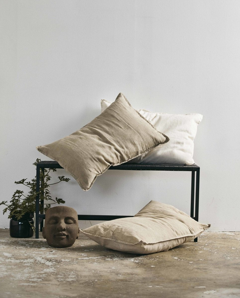 Vela Cushion Cover Linen, Off White, Nordal, sovrums textilier