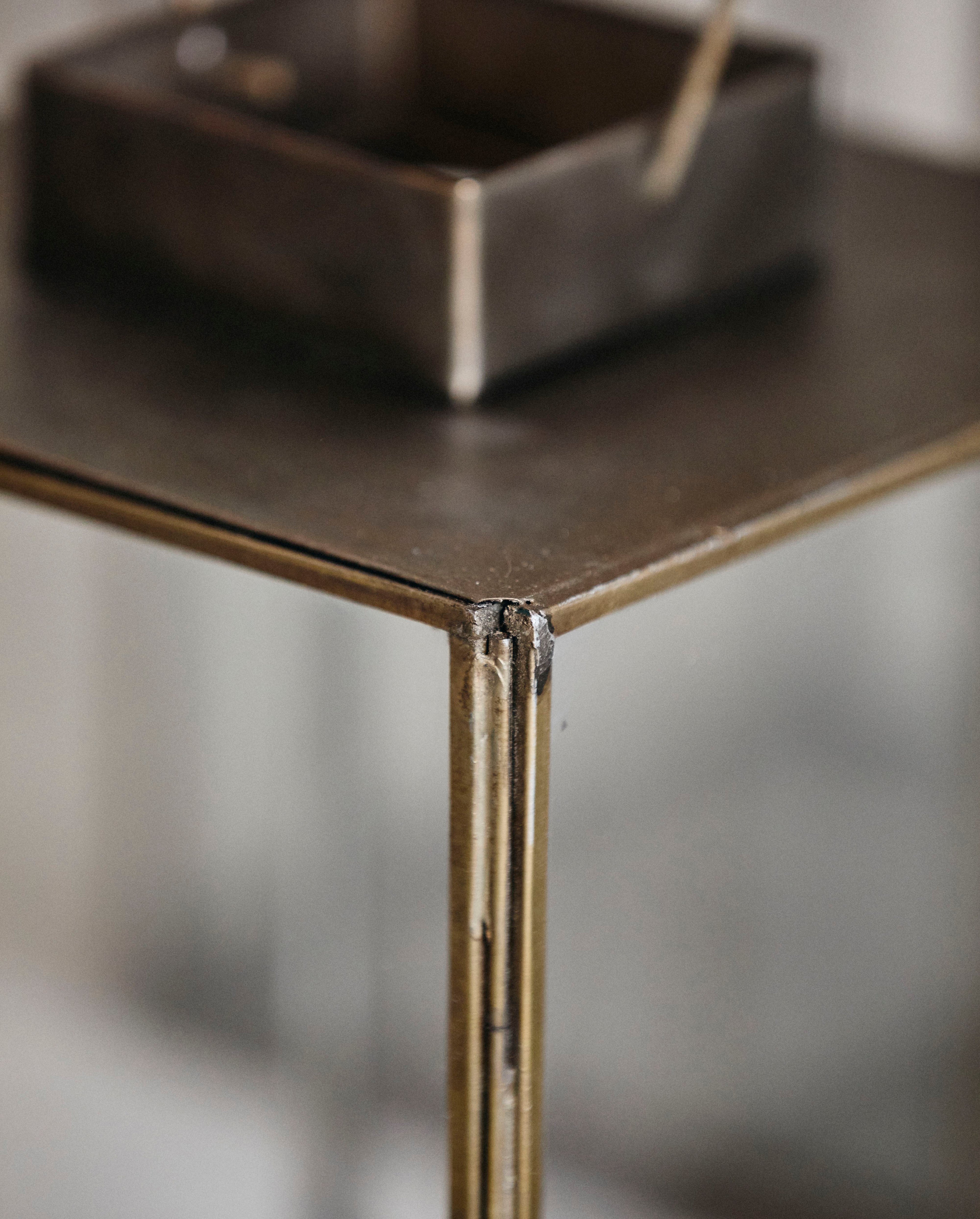 Antique Lantern W/flat Top, L - Golden Finish, Nordal, ljus & ljuslyktor