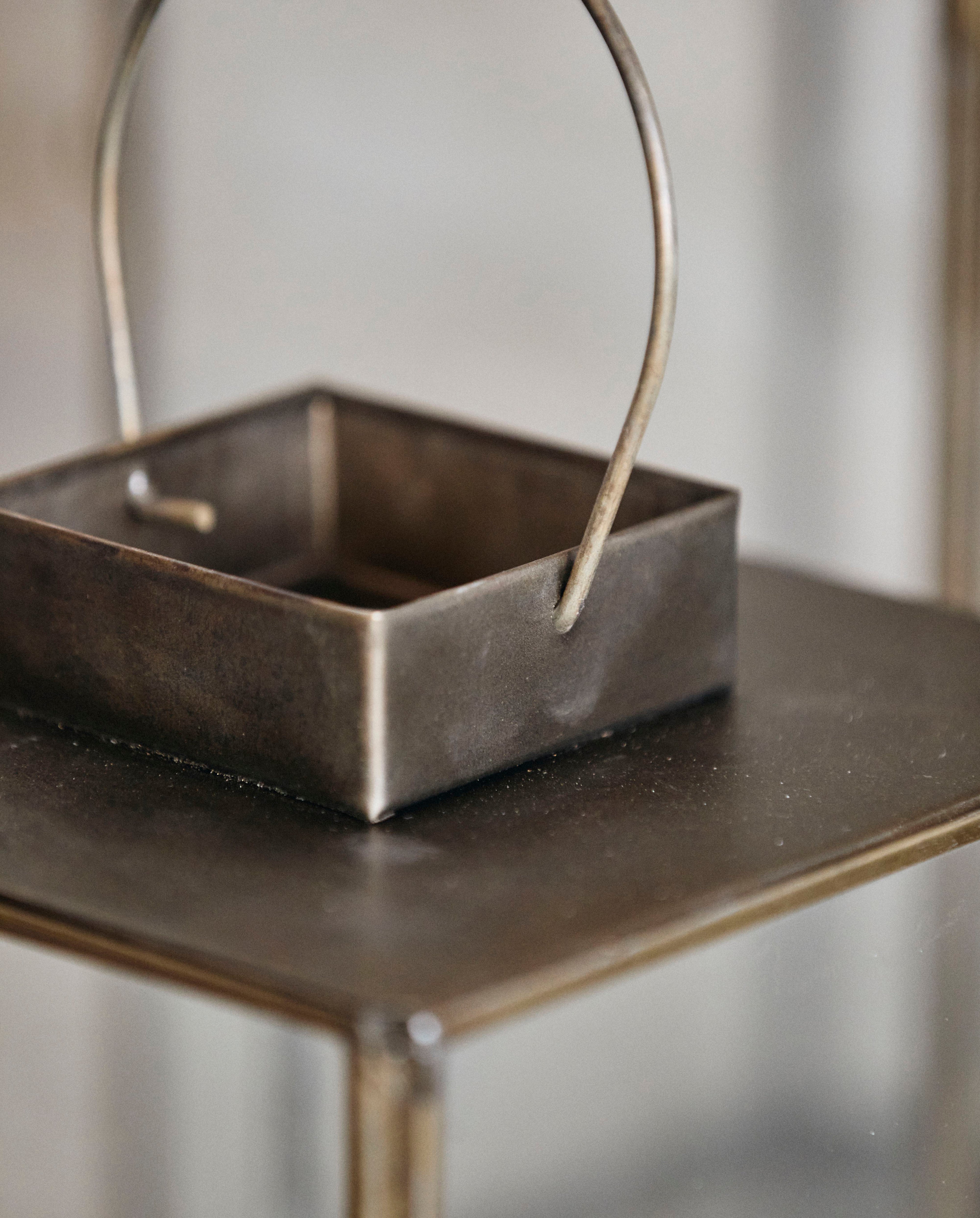 Antique Lantern W/flat Top, S - Golden Finish, Nordal, ljus & ljuslyktor