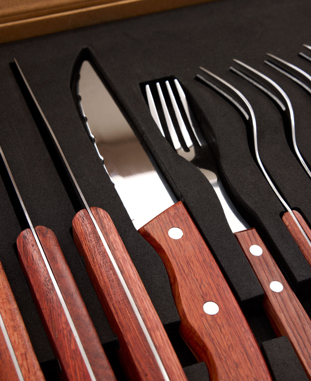 Robusta Bestick i Rosenträ, House of Regalo, kök-och-heminredning