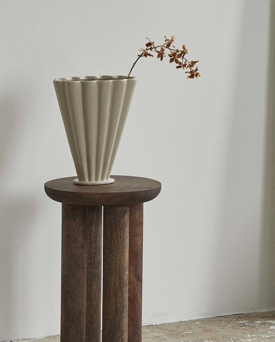 Colla Vase, Sand, Nordal, vaser & skålar